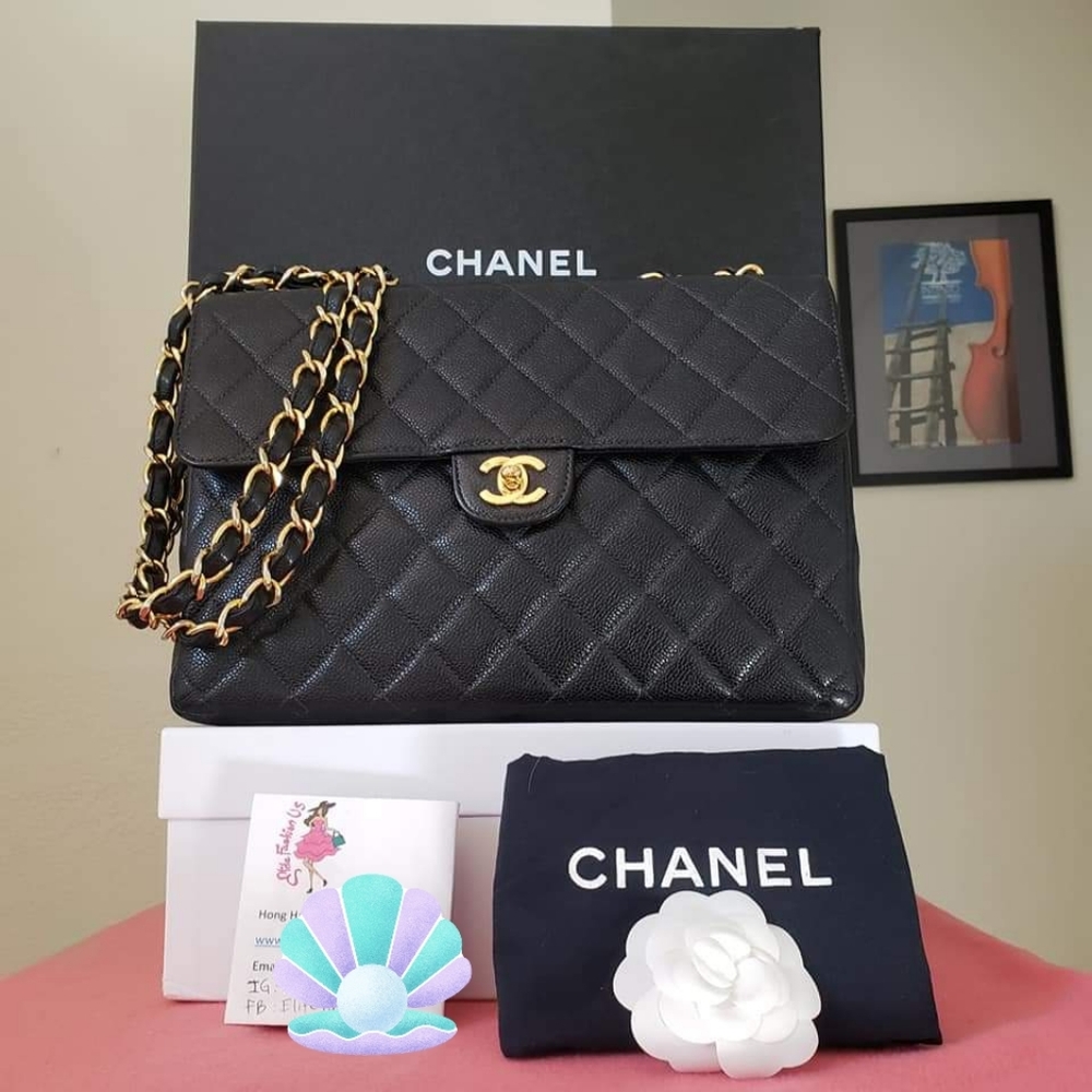 Chanel classic single flap black caviar gold hard ware bag jumbo Bag